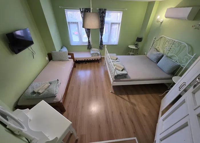 度假居 Peaceful House - Old Town - Center *